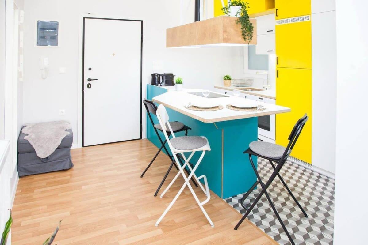 Fully Renovated, Modern Beauty In Central Athens! Ngoại thất bức ảnh