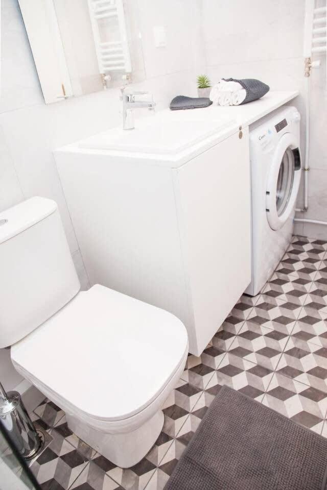 Fully Renovated, Modern Beauty In Central Athens! Ngoại thất bức ảnh