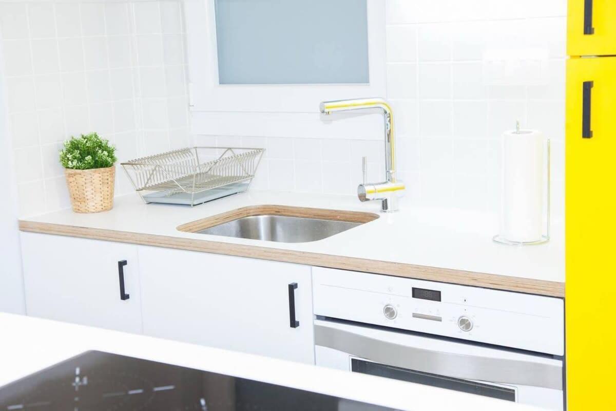 Fully Renovated, Modern Beauty In Central Athens! Ngoại thất bức ảnh